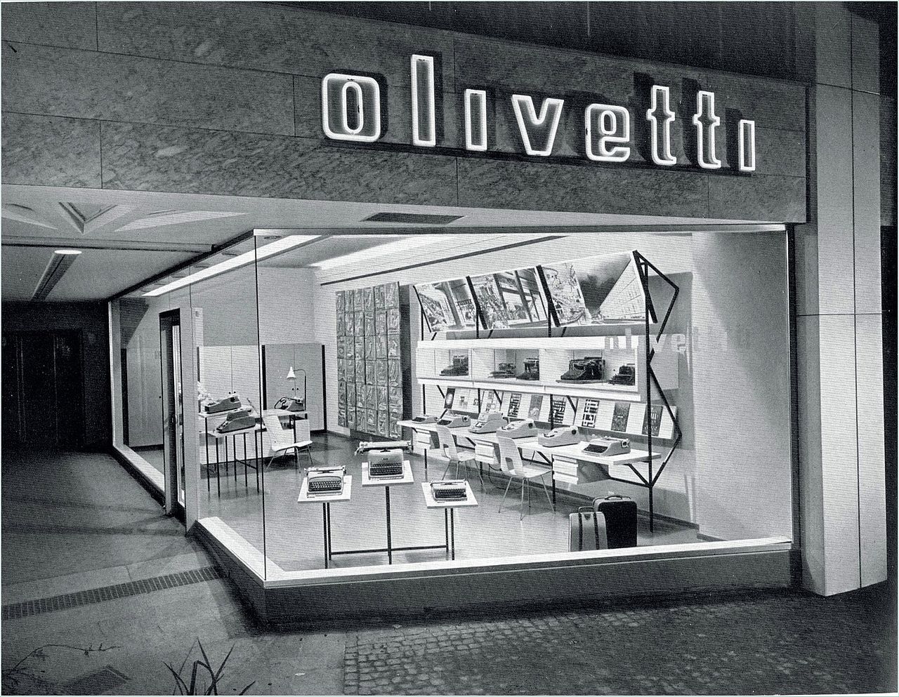The many shapes of Olivetti company | INFRAGRAPHY